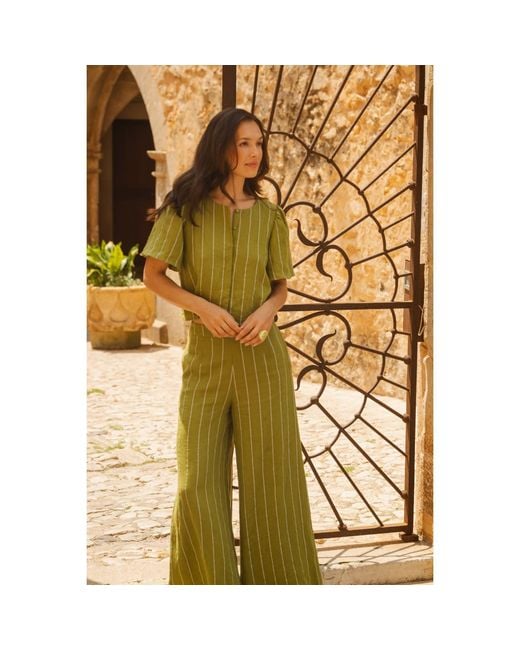 Traffic People Green Parallel Lives And Striped Daisy Top