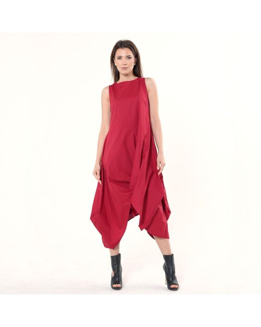 Metamorph Red Asymmetric Sleeveless Dress