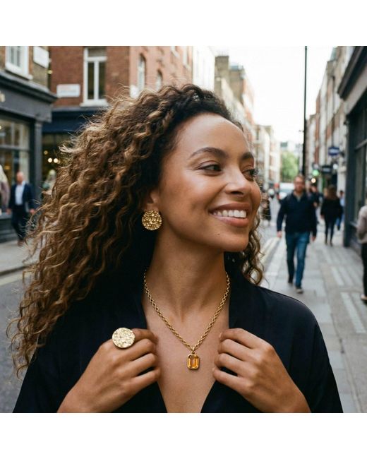 Dainty London Metallic Geometric Circle Ring
