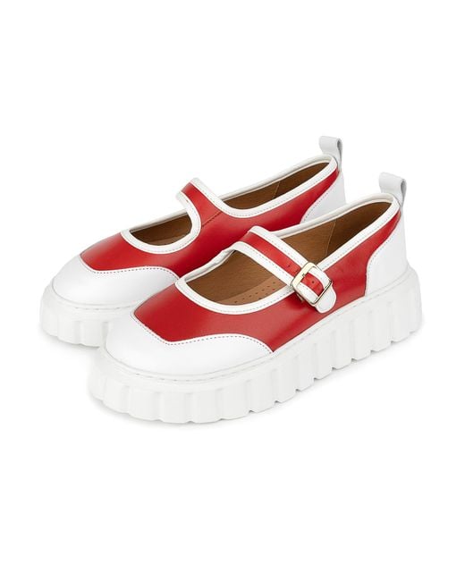 Embassy London USA Red Sophie