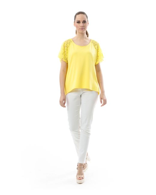 Conquista Yellow Lace Detail Short-Sleeved Top