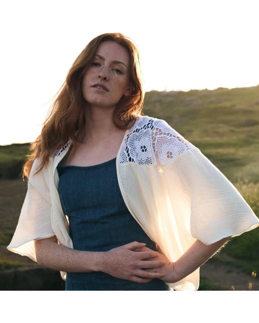 Italia A Collection White Neutrals Seashell Crochet Cape