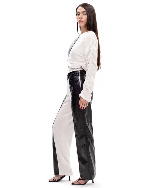 Maison Bogomil Black Split Motion – Cropped Top