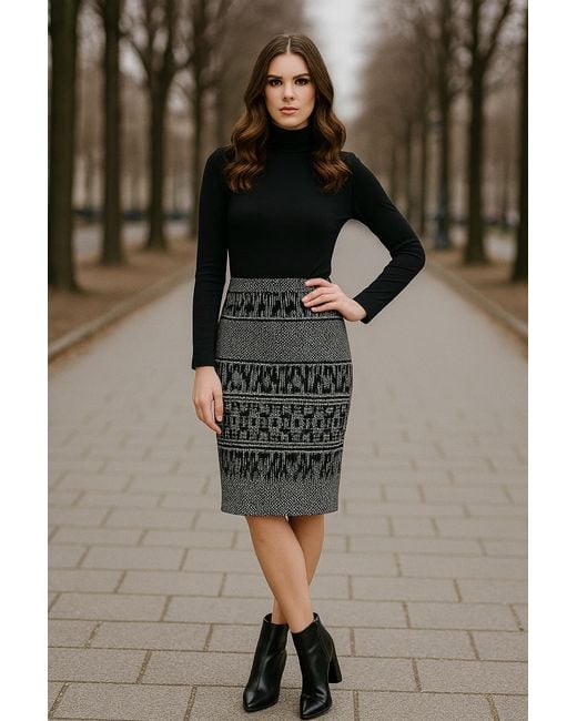 Conquista Gray Below-Knee Leopard Print Elastic Gabardine Pencil Skirt