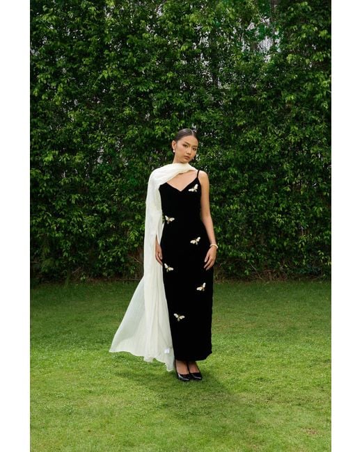Silk and Bears White Hand-Dyed Pearl Mulberry Silk Bridal Shawl — 85 300Cm