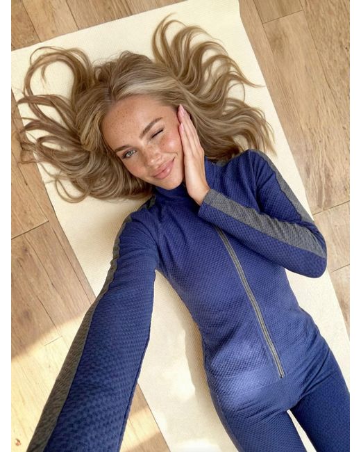 Altra Volta Blue Jacquard Zip Jacket