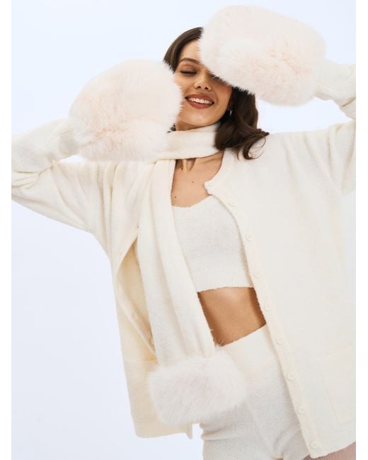 Miss Circle New York White Selma Wool-Blend Ribbed Knit Scarf