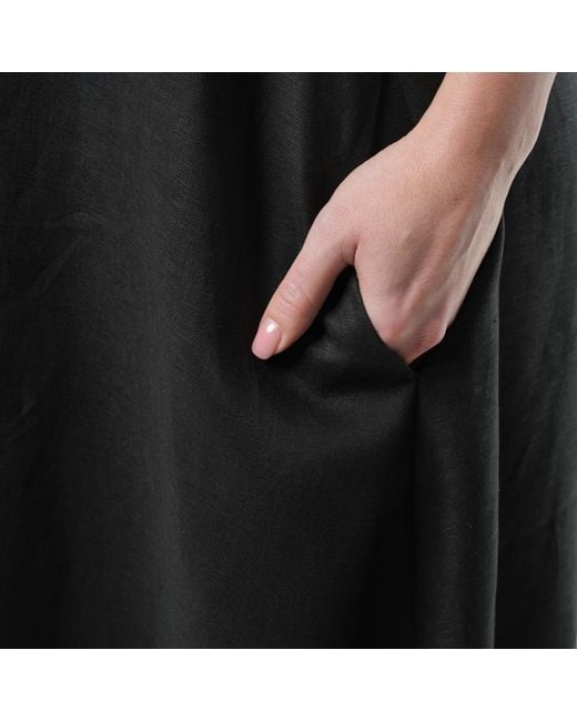 Metamorph Black Large Collar Linen Maxi Dress