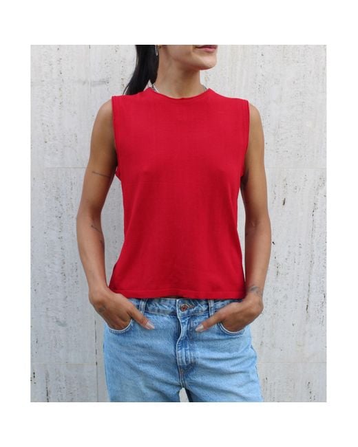 Maria Aristidou Red Nettal Topography Top –