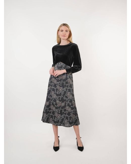 John Abgin Black Velvet Inverted V-Waist Midi Dress