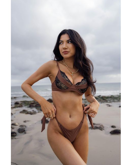 IVY SWIMWEAR Black Calla