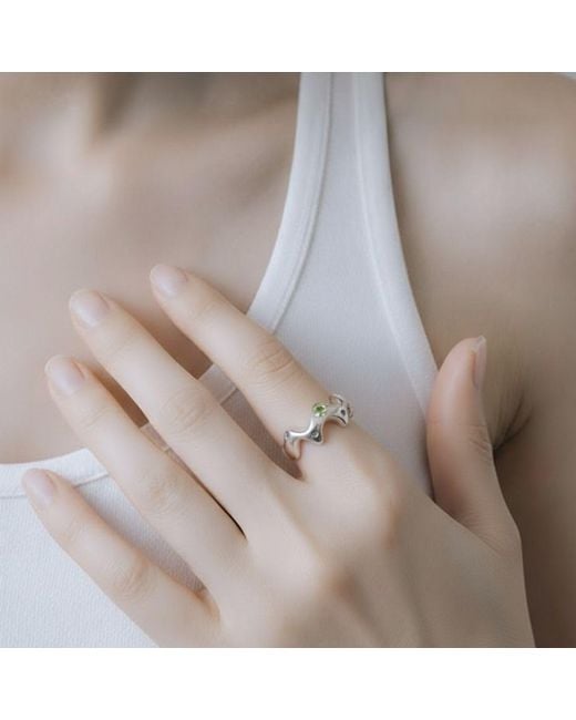 Tg-Jewellery by Tamara Gervasio White Sea Slug Ring Round Peridot Cabochon
