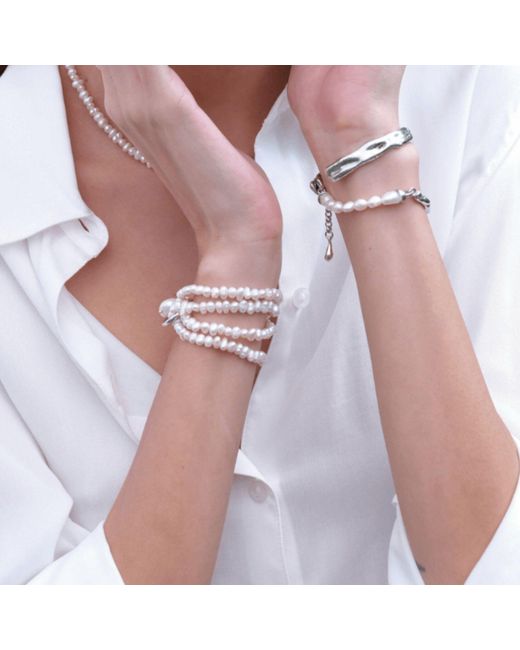 LINYA JEWELLERY Metallic Lara Multi Sand Pearl Bracelet