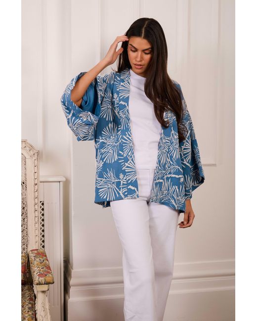 Artemis Muse Blue Ivory Embroidered Japanese Pine Needles Short Fully Lined Kimono