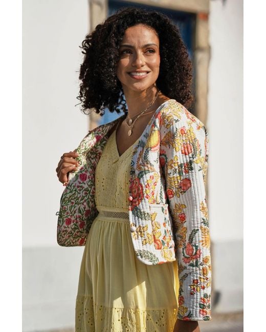 Yumi' White Boho Print Cotton Reversible Quilted Jacket
