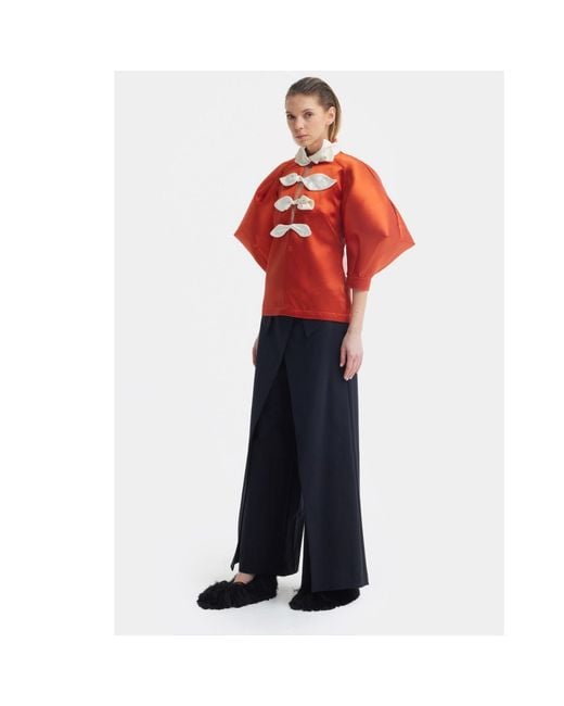 Julia Allert Orange Taffeta Deep V-Neck Blouse With Satin Floral Detail – Terracotta