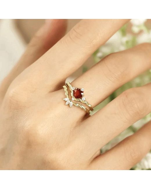 Azura Jewelry New York Metallic Flaming Heart Mozambique Garnet Vermeil Ring Set