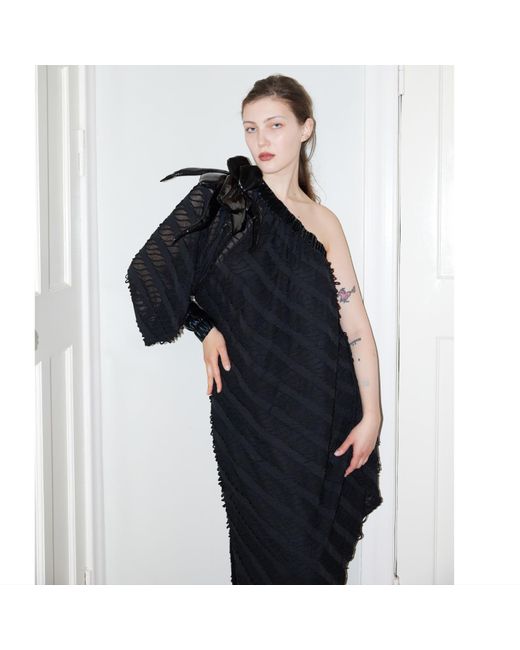 Julia Allert Black Luxury Elegance One-sleeve Long Dress