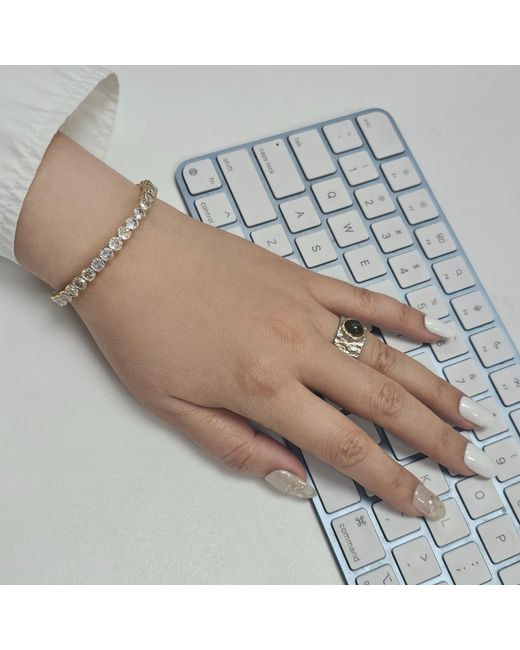 Farra Metallic Flexible Zircon Stone Tennis Bracelet