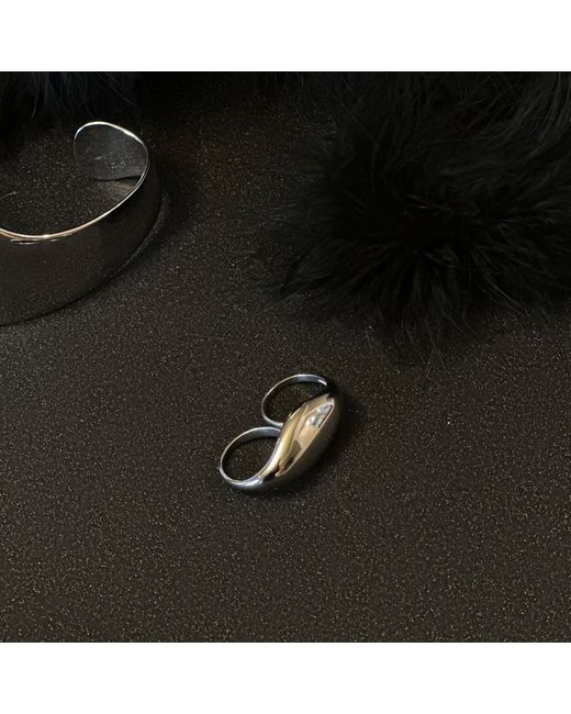 Babaloo Black Double Finger Statement Ring