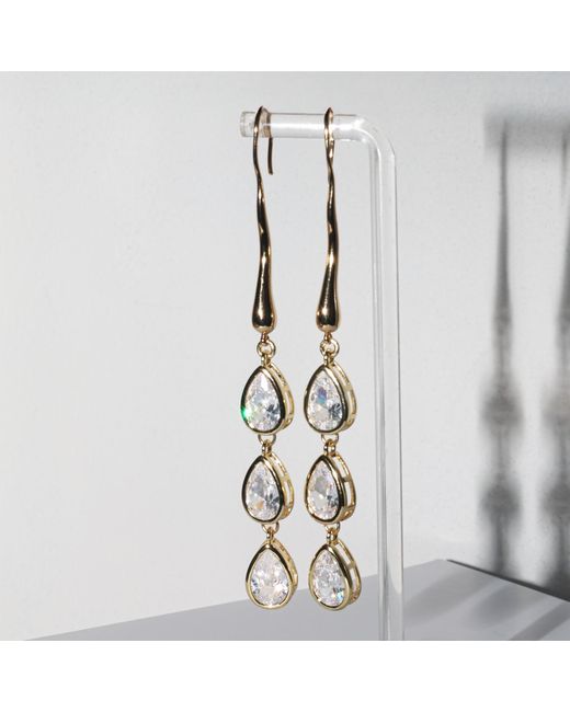 Studio Baloge Metallic Suspendue Goutte Earrings Long