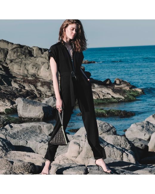 Mirimalist Blue Triangle Puff Bag