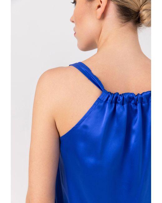 Helene Galwas Blue Ilayda