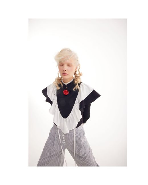 Julia Allert Blue Ruffled Bib Collar With Beaded Brooch –