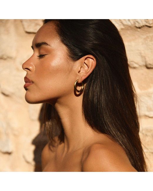 Bermuda Watch Company Metallic Annie Apple Alona Classic Hoop Earrings