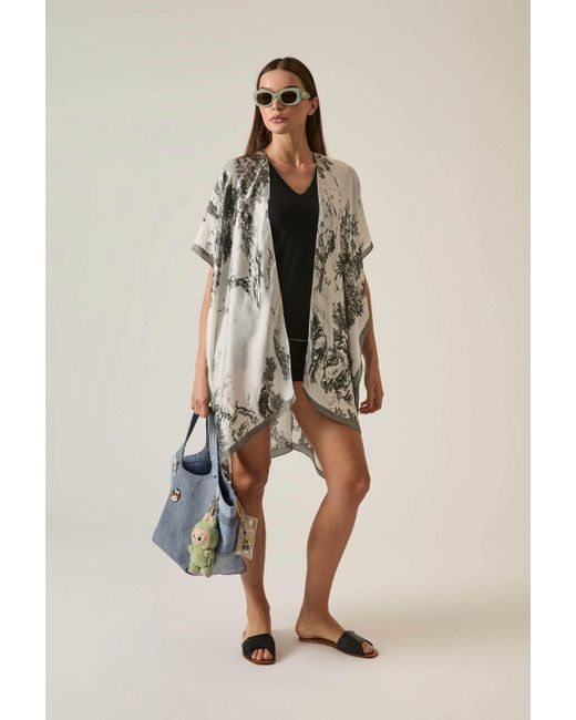 James Lakeland White Marble Print- Kaftan