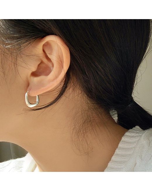 Cote Cache Metallic Rounded Square Huggie Hoop Earrings