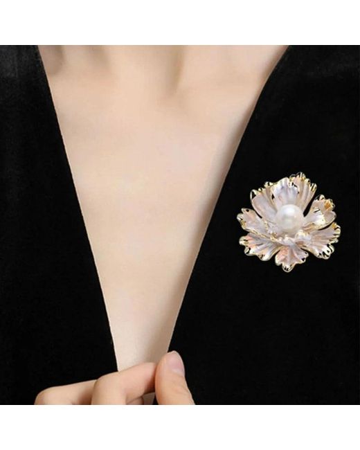 Angel Barocco Metallic Peony Pearl Brooch