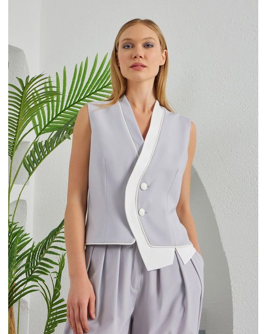 Lumina Eligma White Supplant Side Collar Vest