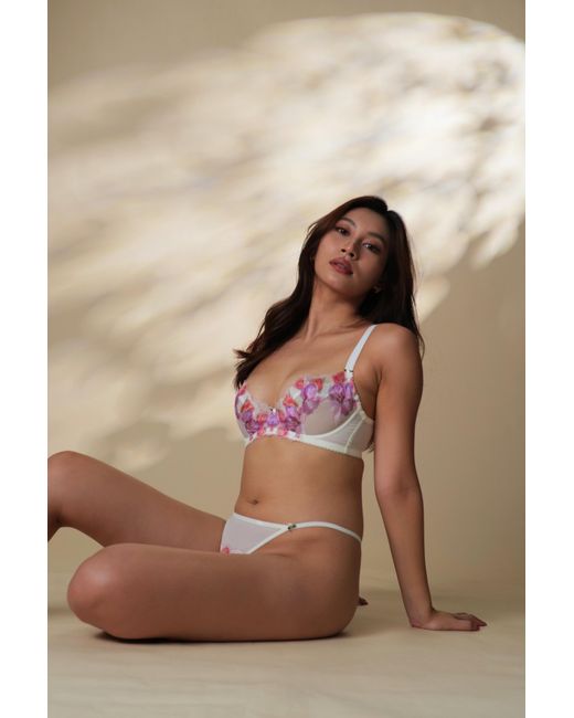 Amour D'agnette Pink Stephanie Dual Layer Orchid Embroidery Plunge Bra