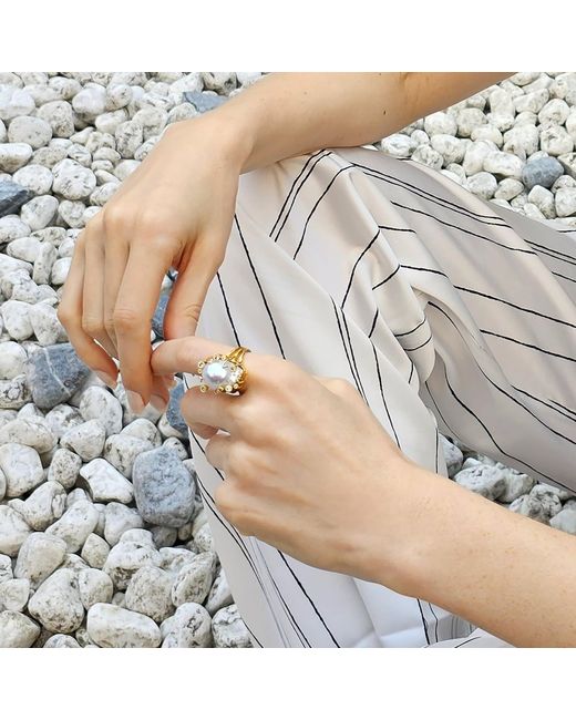 Farra Metallic Baroque Pearls With Band Adjustable Ring