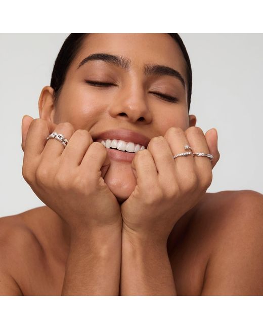 Vanhi Metallic Noa Link Ring