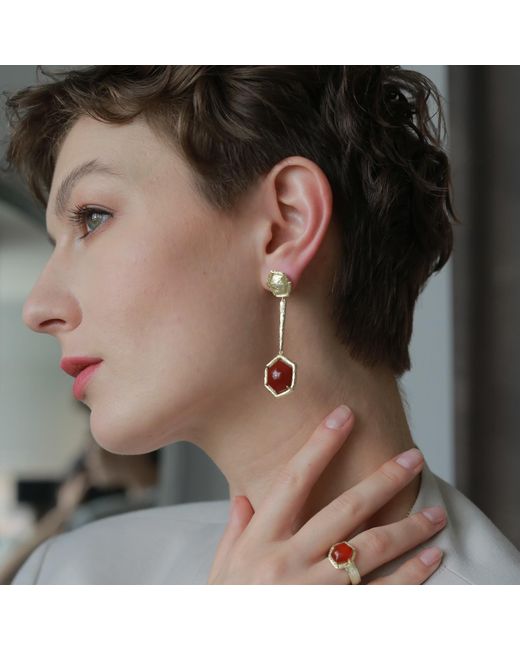 Retro Chic Red Agate Tiger Earrings