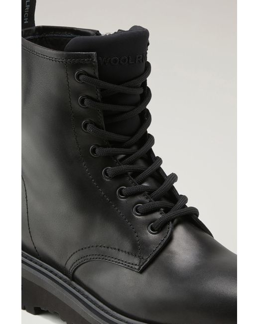 Woolrich Black New City Boots for men
