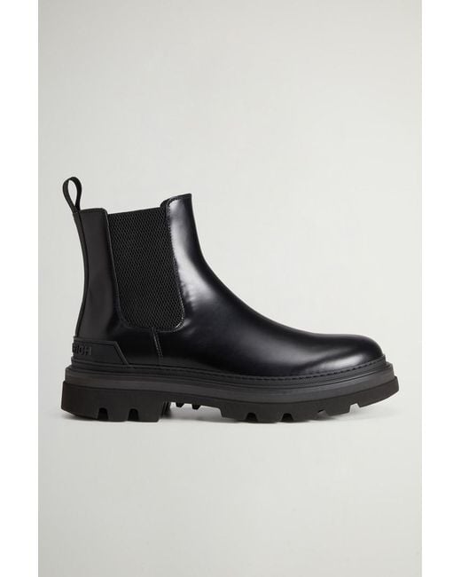 Woolrich Black Chopper Chelsea Boots for men