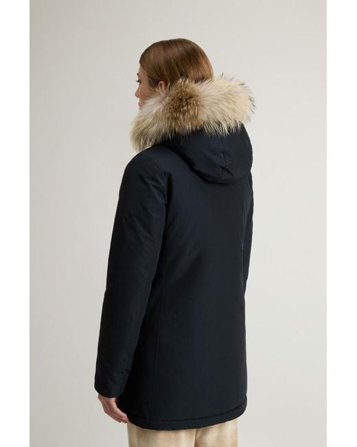 Donna Arctic Parka di Woolrich in Blue