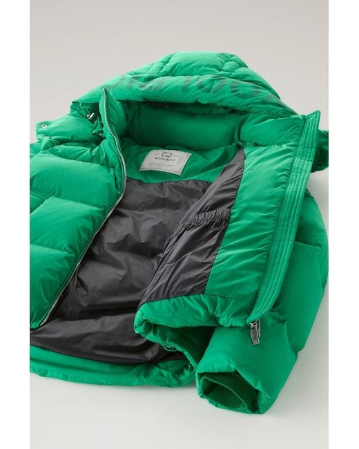 Woolrich Green Short Alsea Down Jacket In Stretch Nylon With Detachable Hood
