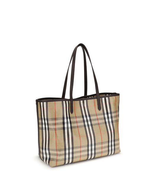 Burberry White Shoulder Bags