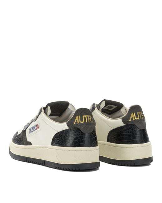 Autry White Medalist Low Sneakers