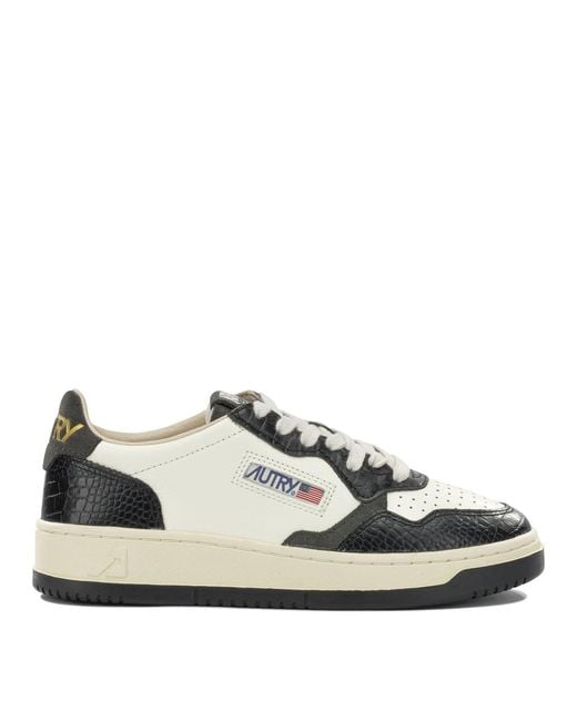 Autry White Medalist Low Sneakers
