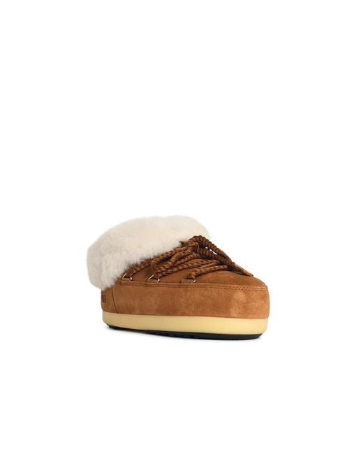 Moonboot White 'Evx' Cognac Suede Slippers