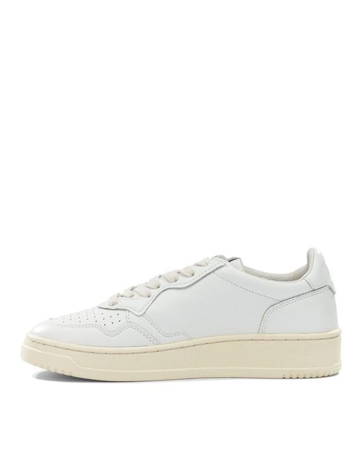 Autry White "Medalist Low" Sneakers