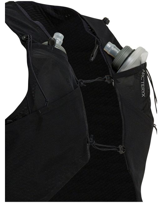 Arc'teryx Black "Norvan 7" Sports Backpack for men