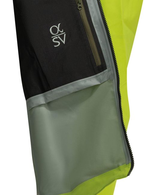 Arc'teryx Green Alpha Sv Windbreaker Jacket for men