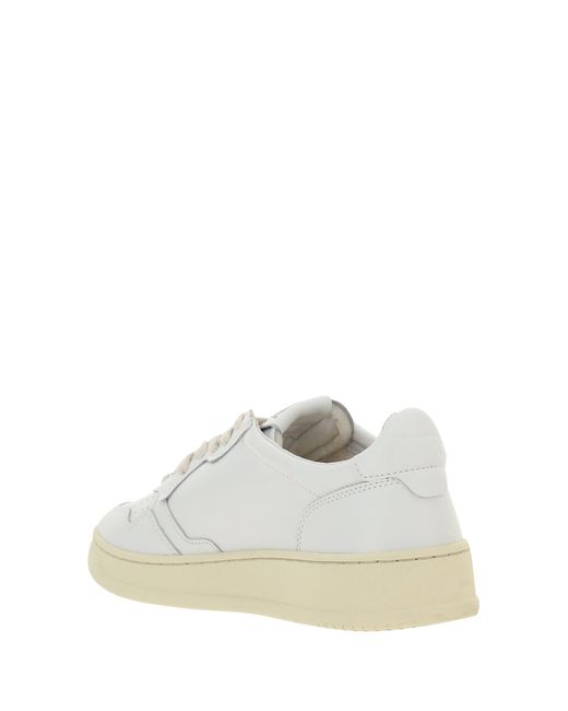 Autry White 'Medalist' Low Top Sneakers With Logo Detail for men