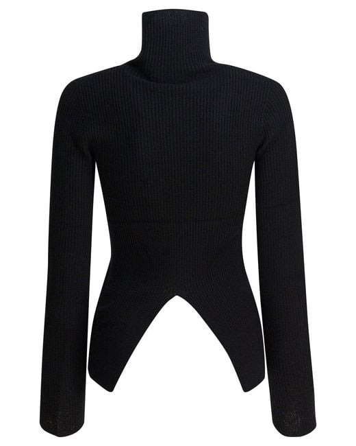 R2W Black Knitwear
